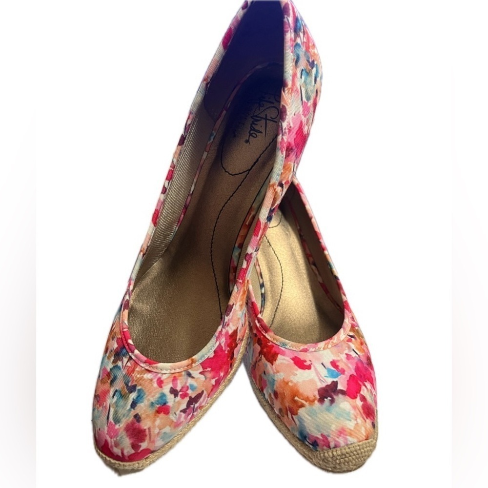 Life Stride Pink White Blue Floral Watercolor Cork Wedge Slip On High Heels 10M - Picture 2 of 13